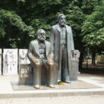 Engels toujours là