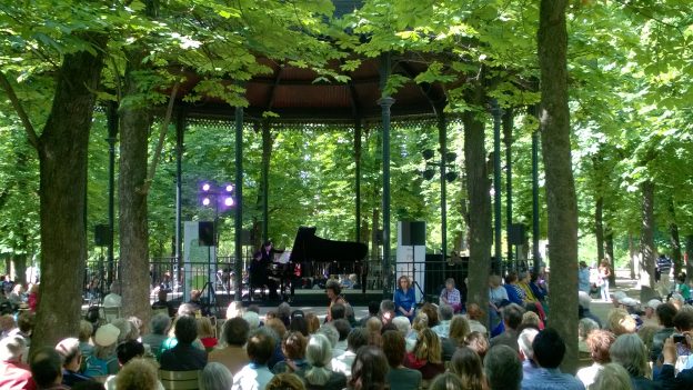 « Chopin au Jardin – 2016 » au jardin du Luxembourg (Jean-Marc Luisada, piano)